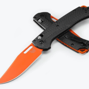 Benchmade Taggedout 15535OR-01 – סכין מתקפלת בצבע שחור / כתום