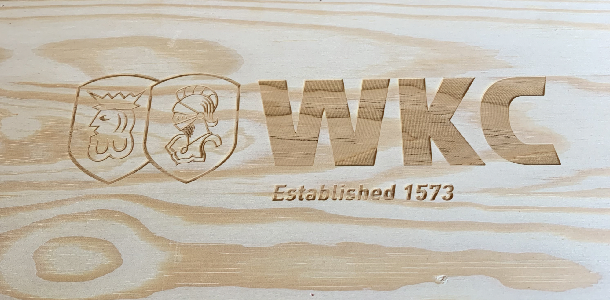 WKC Phoenix Katana JAP25BW281 – קטאנה מחושלת ידנית מפלדת C95 עם Hamon אמיתי (איסוף עצמי בלבד) 10 WKC Phoenix Katana JAP25BW281 – קטאנה מחושלת ידנית מפלדת C95 עם Hamon אמיתי (איסוף עצמי בלבד) – תמונה 10