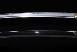 WKC Black Lotus Katana JAP30-BW – קטאנה מחושלת ידנית מפלדת דמשק מקופלת עם Hamon אמיתי(איסוף עצמי בלבד)