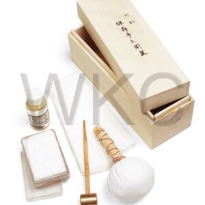 WKC Sword Care Kit JAPKIT02 – ערכת תחזוקה מקצועית לחרבות יפניות בקופסת עץ