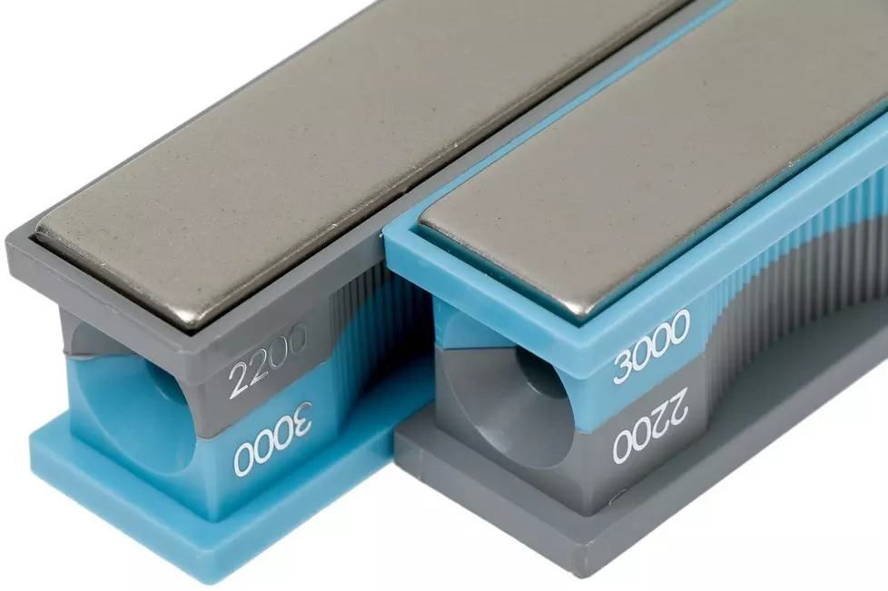 Wicked Edge WE22003000 – זוג אבני השחזה יהלום 2200/3000 Grit למערכות Wicked Edge 2 Wicked Edge WE22003000 – זוג אבני השחזה יהלום 2200/3000 Grit למערכות Wicked Edge – תמונה 2