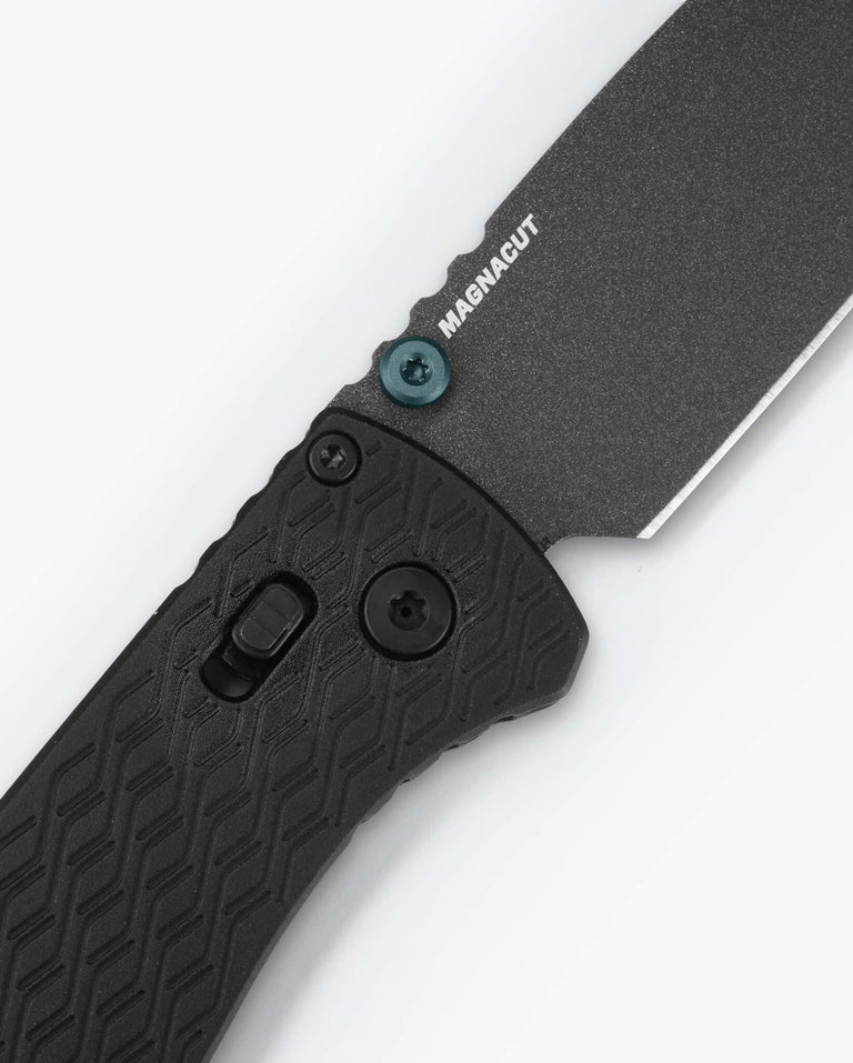 Benchmade Bugout Vapyr 534BK - סכין מתקפלת בצבע שחור 4 Benchmade Bugout Vapyr 534BK - סכין מתקפלת בצבע שחור – תמונה 4