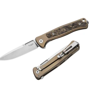LionSteel Emmet EM01 BR – סכין מתקפלת עם ידית Titanium ואינליי Carbon Fiber בצבע נחושת