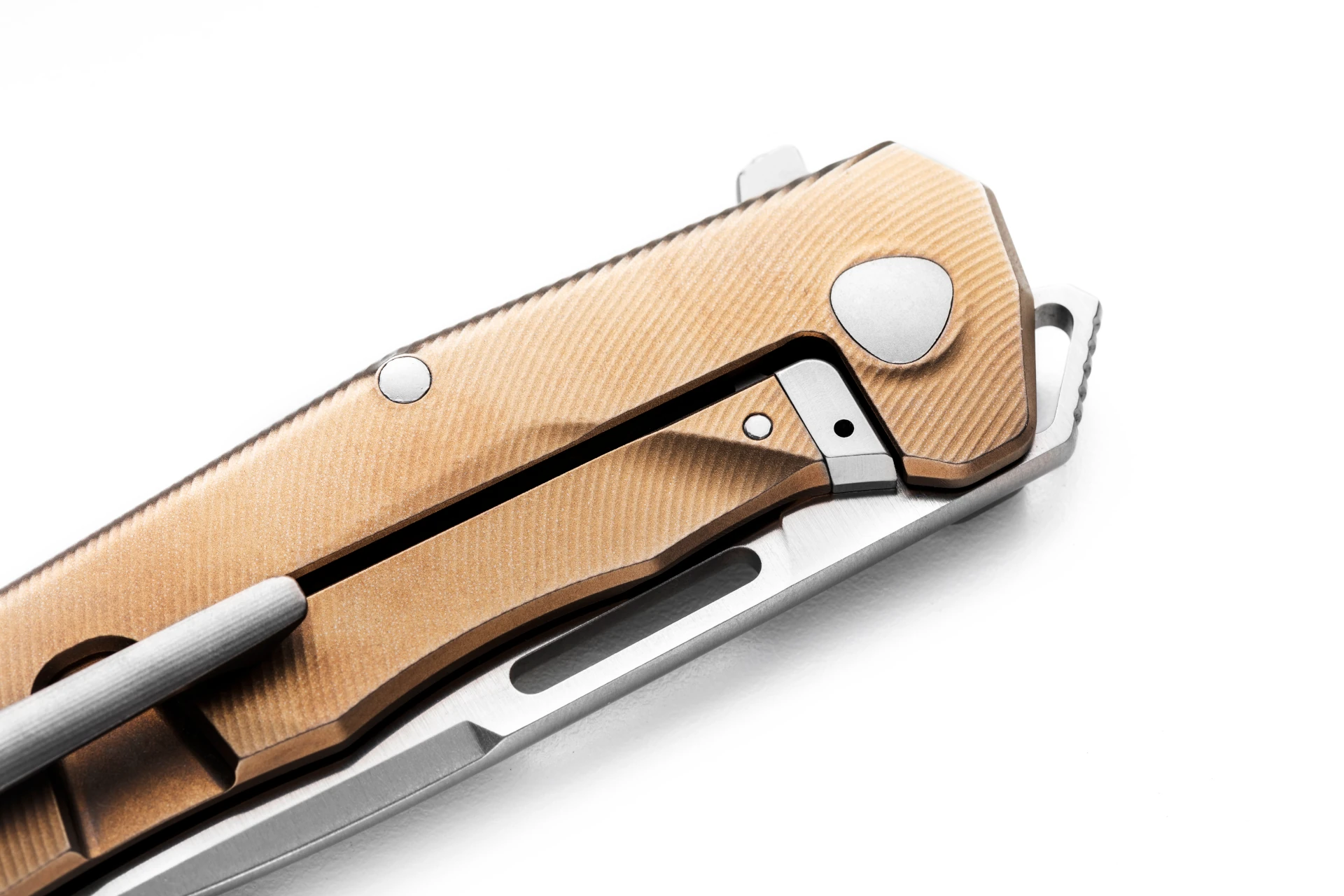 LionSteel Q4ttro Q4 BR – סכין מתקפלת קרבון פייבר בצבע נחושת / אפור 5 LionSteel Q4ttro Q4 BR – סכין מתקפלת קרבון פייבר בצבע נחושת / אפור – תמונה 5