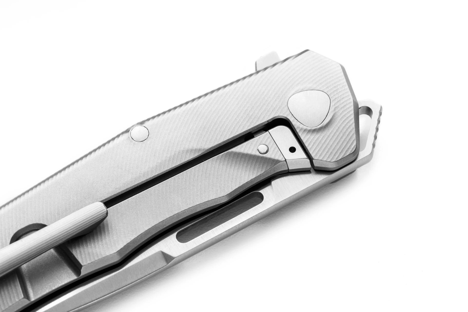 LionSteel Q4ttro Q4 BGR– סכין מתקפלת בצבע חום / אפור 5 LionSteel Q4ttro Q4 BGR– סכין מתקפלת בצבע חום / אפור – תמונה 5