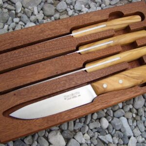 LionSteel 9001S UL – מארז עץ זית יוקרתי עם 4 סכיני סטייק
