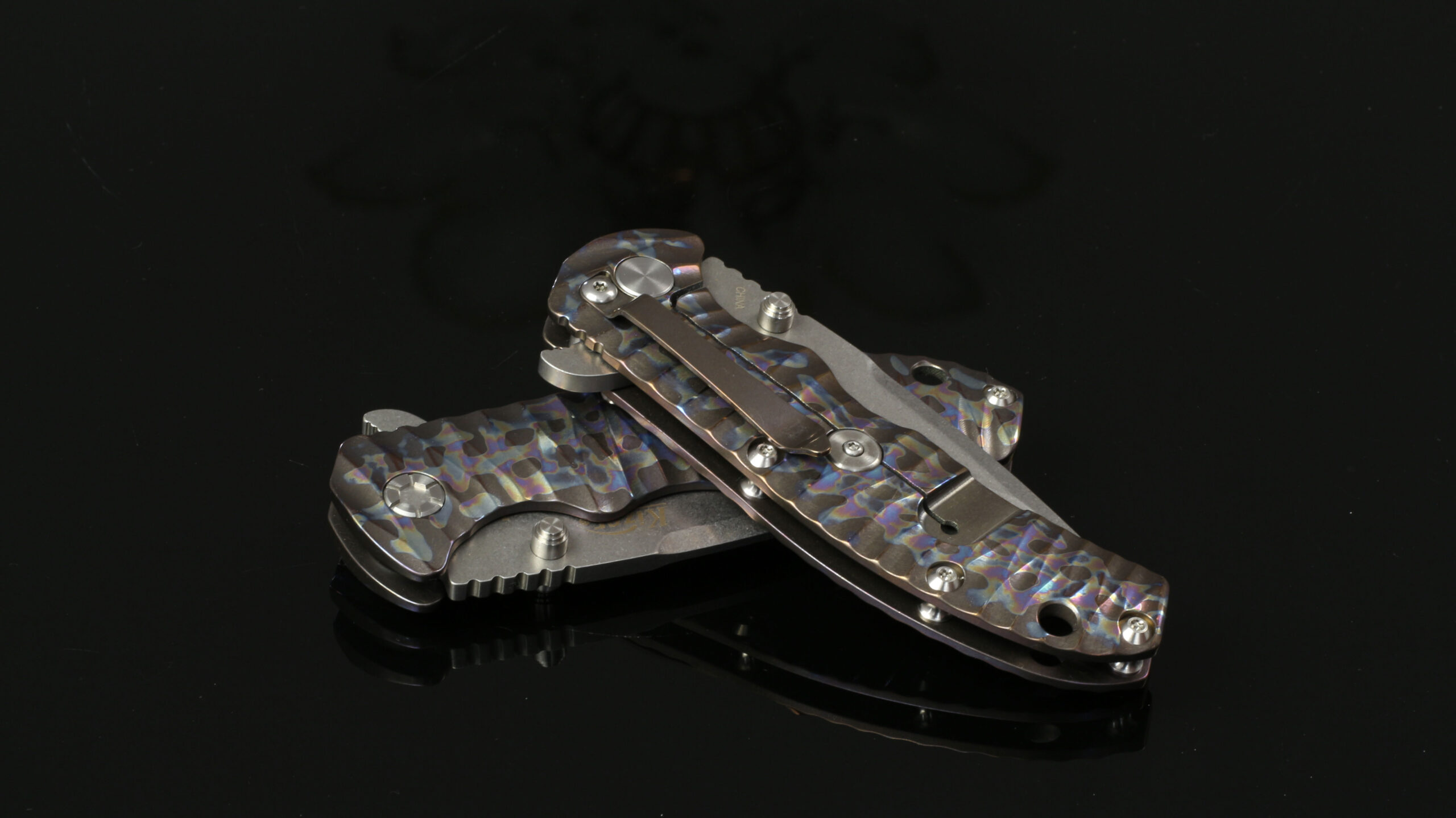 Kizer V3 401X – אולר EDC מטיטניום 6Al4V בגוון סגול־קשת ולהב CPM-S35VN 5 Kizer V3 401X – אולר EDC מטיטניום 6Al4V בגוון סגול־קשת ולהב CPM-S35VN – תמונה 5
