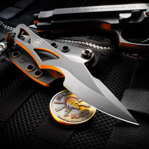 Spartan Blades Enyo SB2BK – סכין קומפקטית בצבע שחור ונרתיק קיידקס