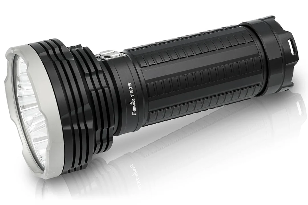 Fenix TK75 F4UDAR04736 – פנס עוצמתי 5100 לומן עם טווח הארה עד 850 מטר 1 Fenix TK75 F4UDAR04736 – פנס עוצמתי 5100 לומן עם טווח הארה עד 850 מטר
