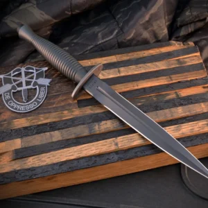 Spartan Blades Ronin Dagger SB60BKBKKYBK – פיגיון טקטי בצבע שחור עם נרתיק קיידקס